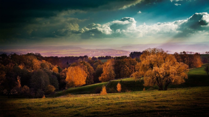 belle-image-à-télécharger-paysage-d-automne-jolie-au-couche-de-soleil