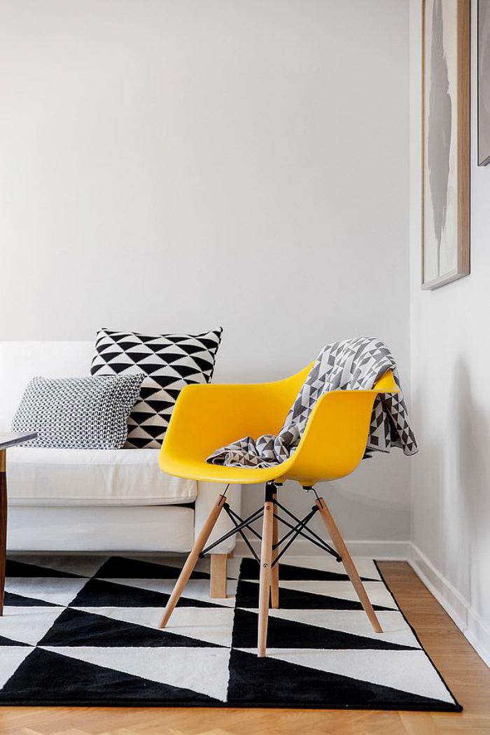 chaise-scandinave-chaise-style-scandinave-assise-jaune