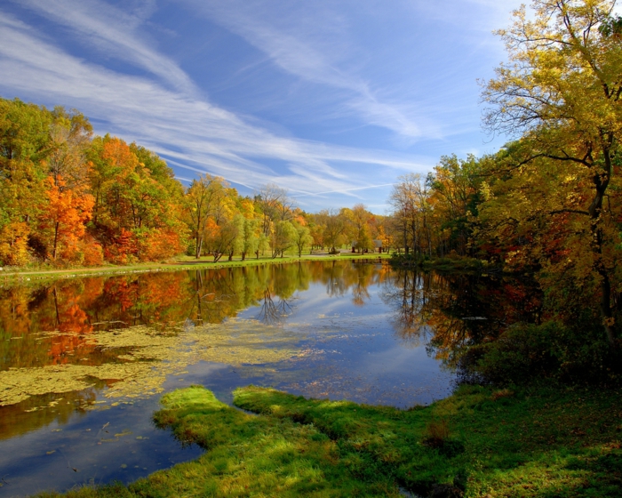 en-automne-photo-image-paysage-d-automne-belle-nature-rivière-joli