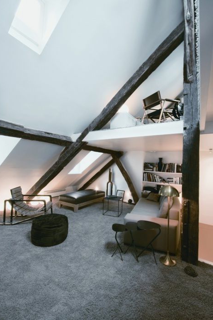joli-appartement-d-esprit-loft-avec-murs-blancs-et-poutre-bois-massif-marron-foncé