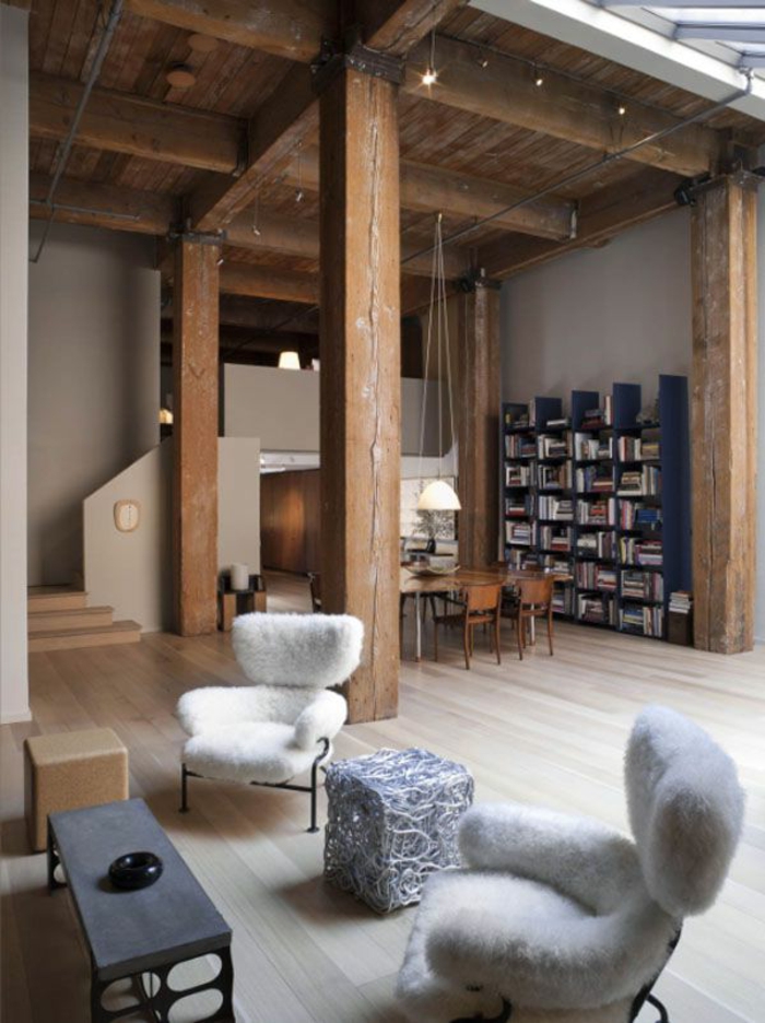 joli-salon-d-esprit-loft-et-poutre-bois-massif-pour-decorer-l-interieur-moderne