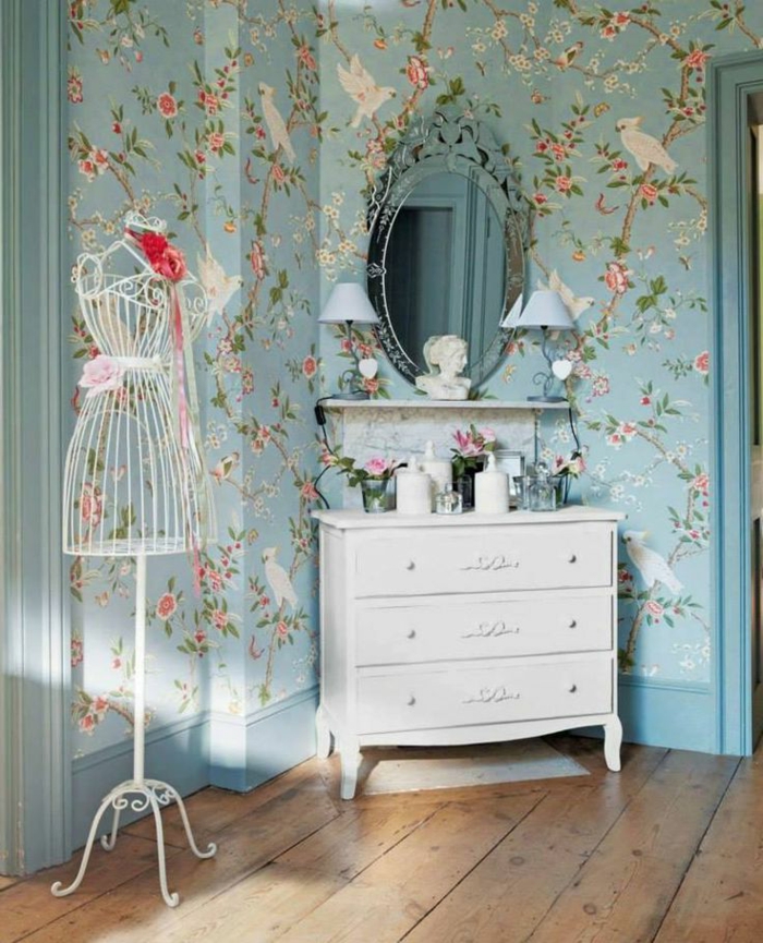 jolie-chambre-a-coucher-pour-adulte-avec-papier-peint-fleuri-anglais-idee-papier-peint