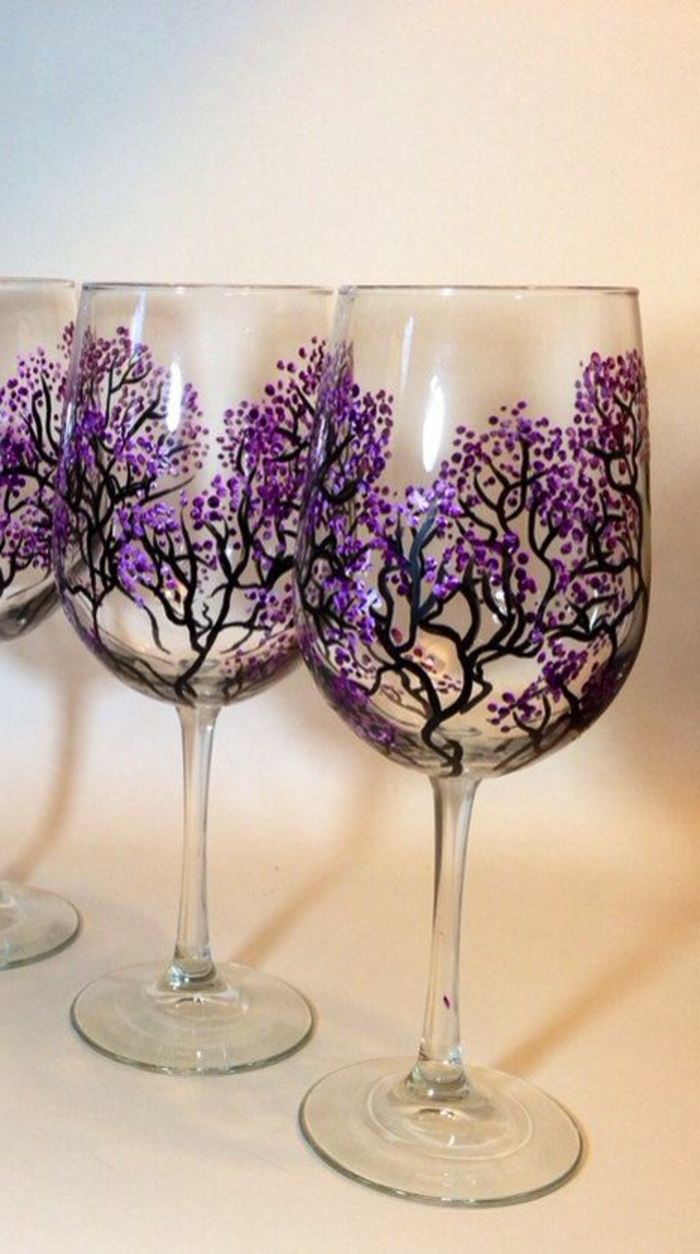 jolie-vriante-pour-decorer-les-verres-à-vin-arbre-fleuri-sur-vos-verres-à-vin
