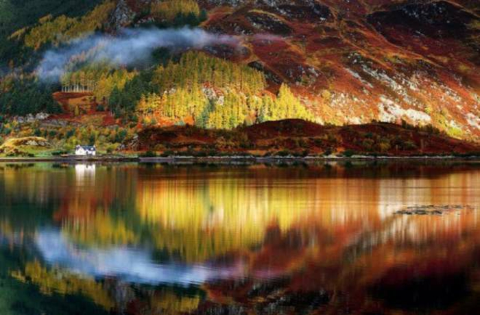 la-beauté-de-la-nature-paysage-automne-saison-lac-de-beauté