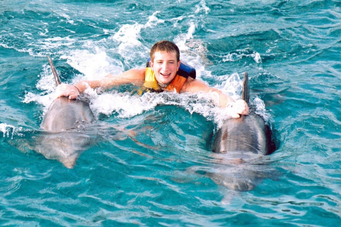 réaliser-son-rêve-nager-avec-les-dauphins-marineland-la-joie
