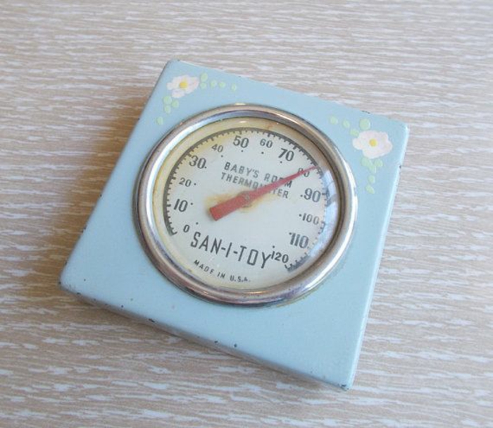 thermometre-bebe-pour-la-chambre-rétro