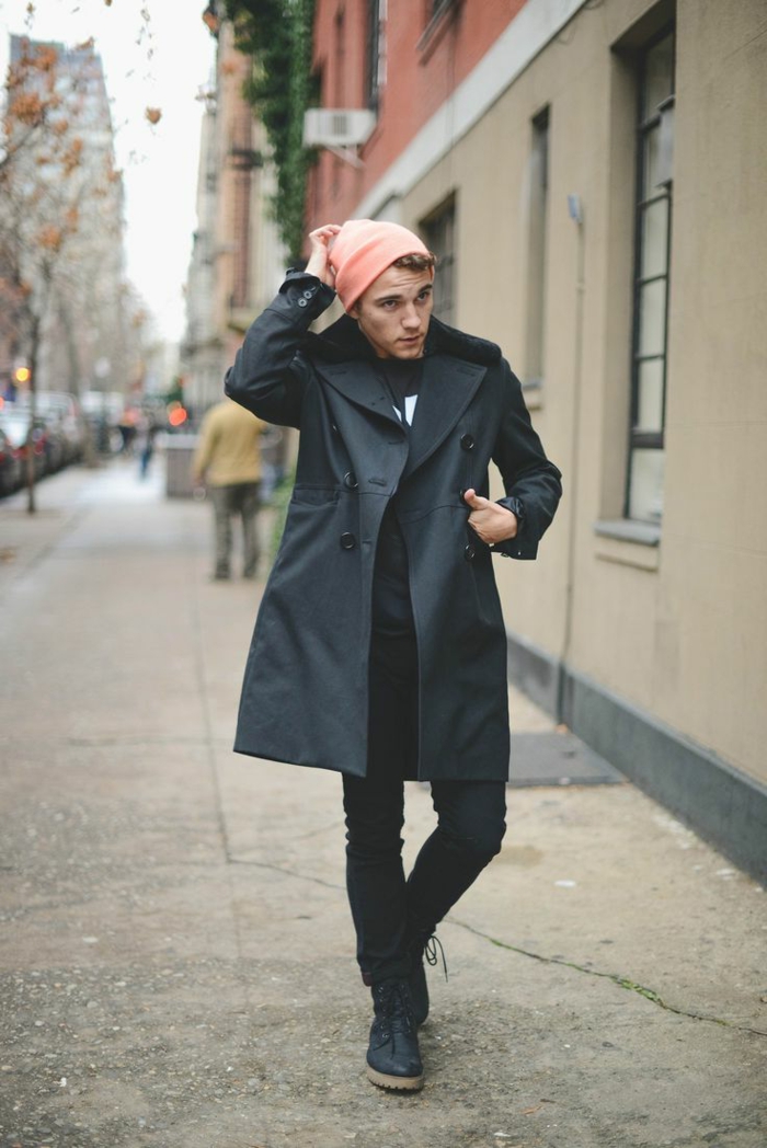 0-manteau-homme-celio-grispour-les-hommes-qui-aiment-la-mode-chapeau-rose-sport-elegant