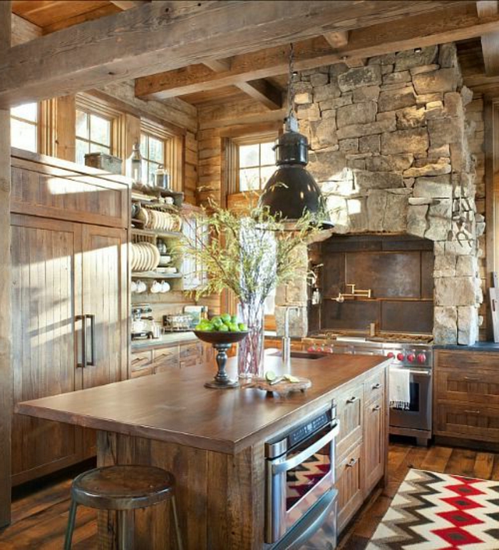 1-jolie-maison-familiale-et-rurale-de-style-rustique-cuisine-avec-meubles-en-bois-massif-foncé