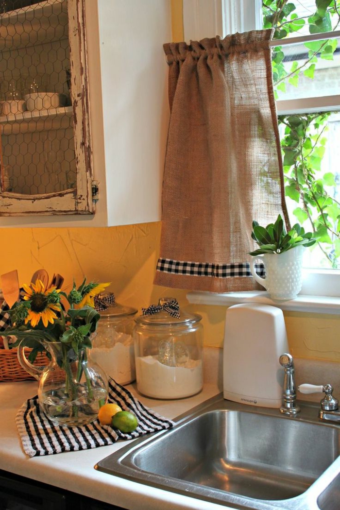 1-rideau-de-cuisine-beige-court-pour-la-fenetre-dans-la-cuisine-moderne-tournesol-jaune