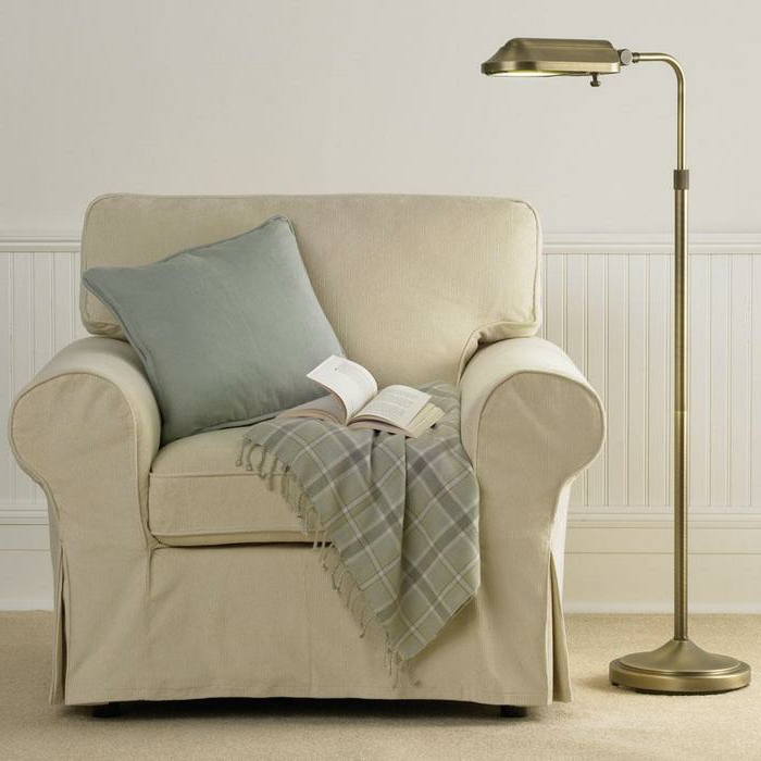 Idée-quelle-lampe-lecture-choisir-maison-pièce-design-fauteuil