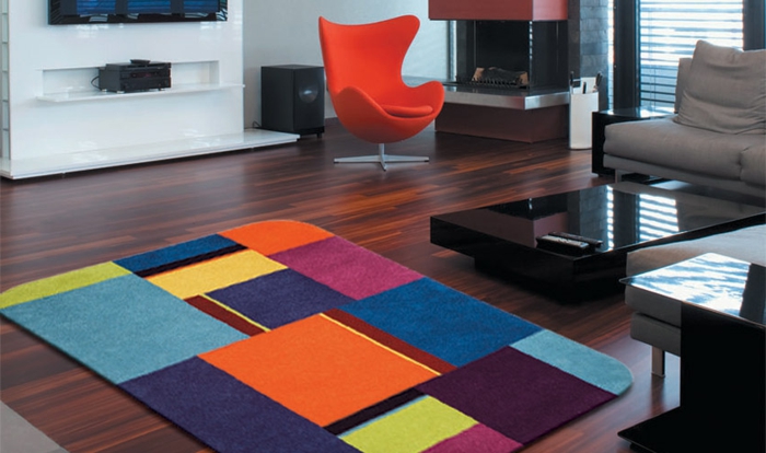 Le-tapis-colore-bon-pour-la-salle-de-séjour-lux-carreau