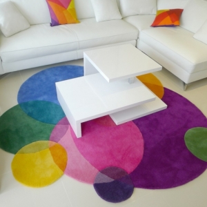 Habillez les plancher de votre maison avec un tapis coloré