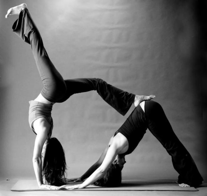 acro-yoga-pratique-yogique-phénoménale-pour-vous-tenir-en-forme