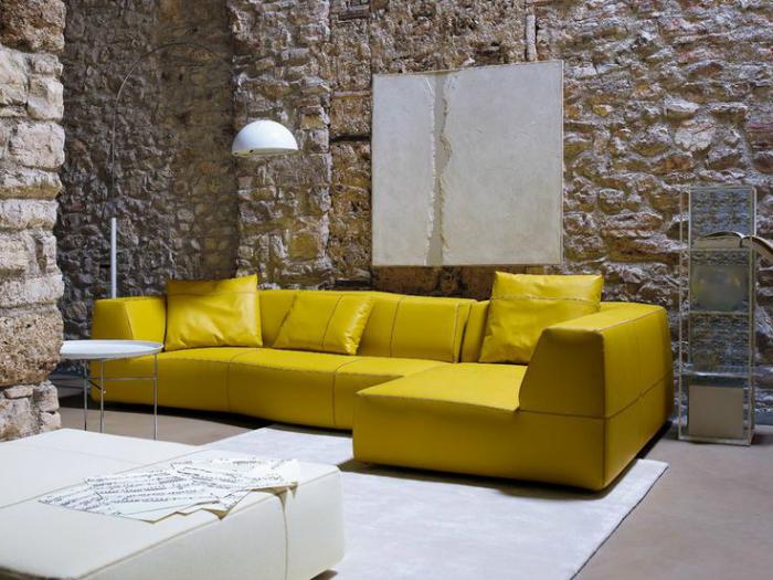 canapé-composable-jaune-modèle-contemporain-parement-pierre