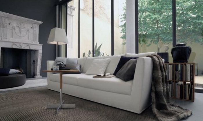 cosy-salle-de-séjour-canapé-convertible-beau-en-blanc-confortable