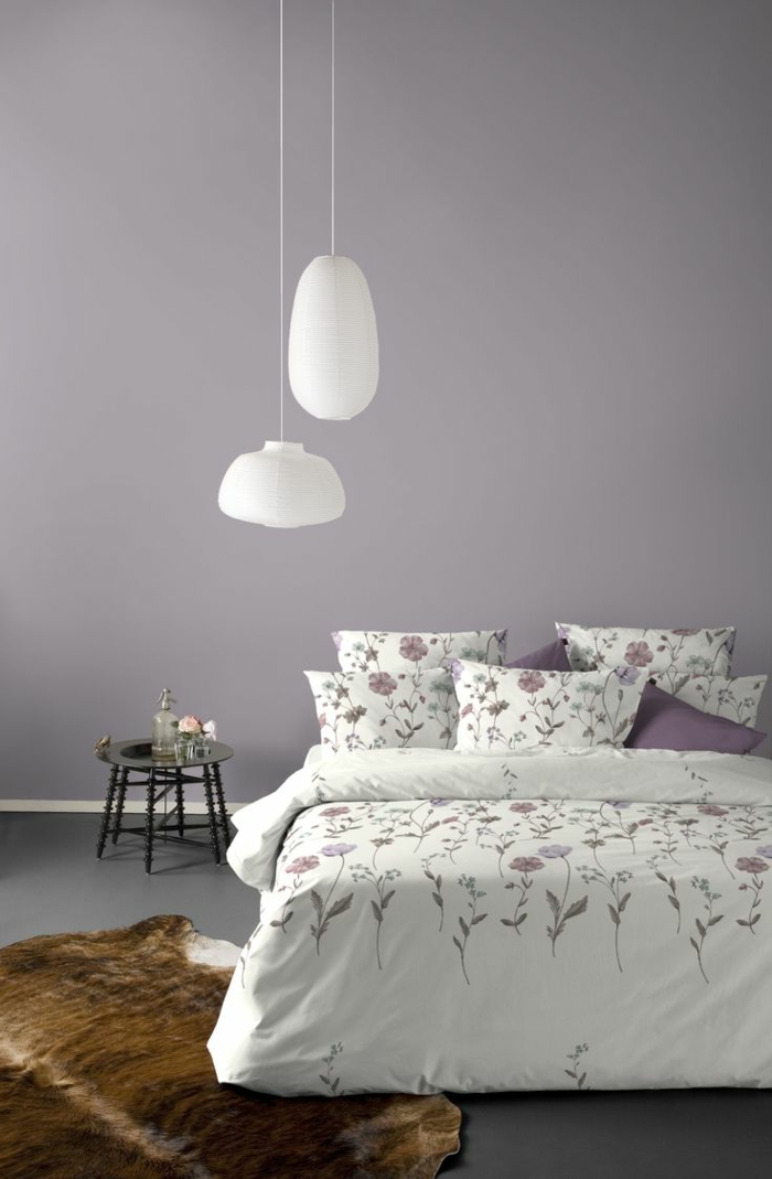couleur-parme-violet-couleur-idées-déco-salon-chambre-à-coucher