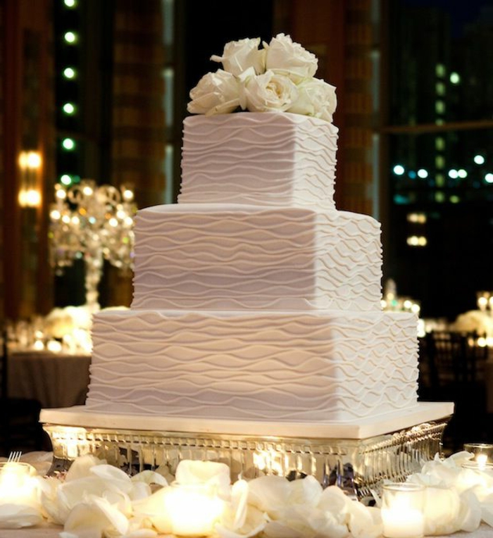 gateau-original-gateau-de-mariage-pièce-montée-coux-mariage-weddin-cake-en-vanille