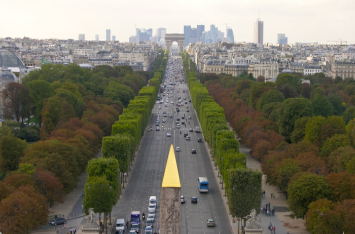 idées-où-se-balader-à-paris-belles-vues-rue-parisienne-cool-arc-de-triumphe