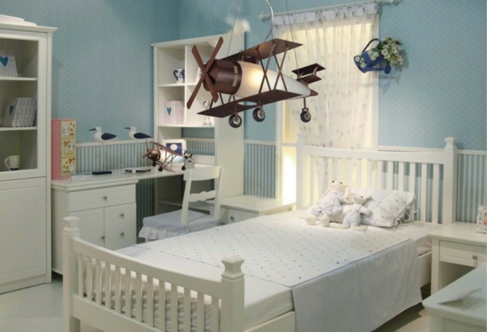lustre-chambre-bébé-déco-chamber-bébé-magnifique-avion-chambre-garçon