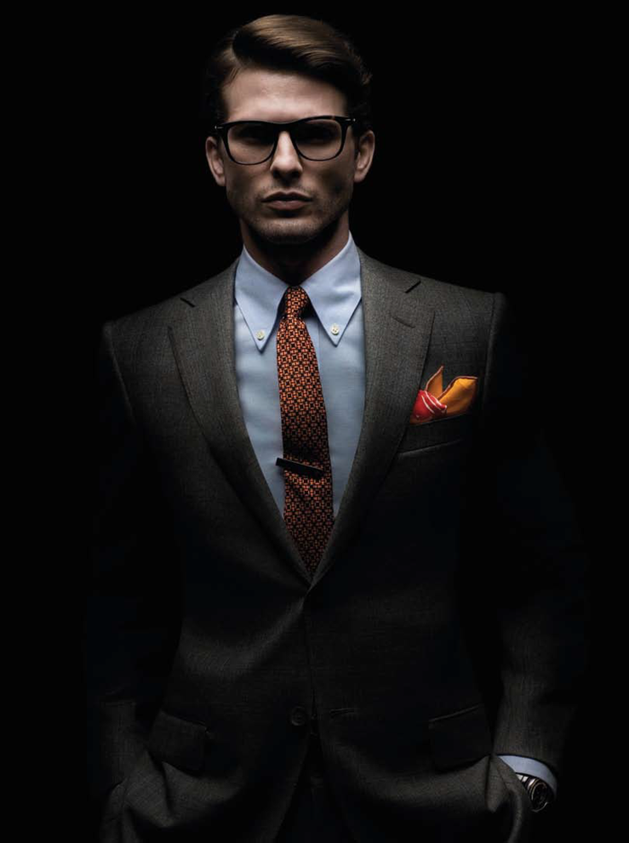un-homme-élégant-noeud-cravate-idée-photo-sombre