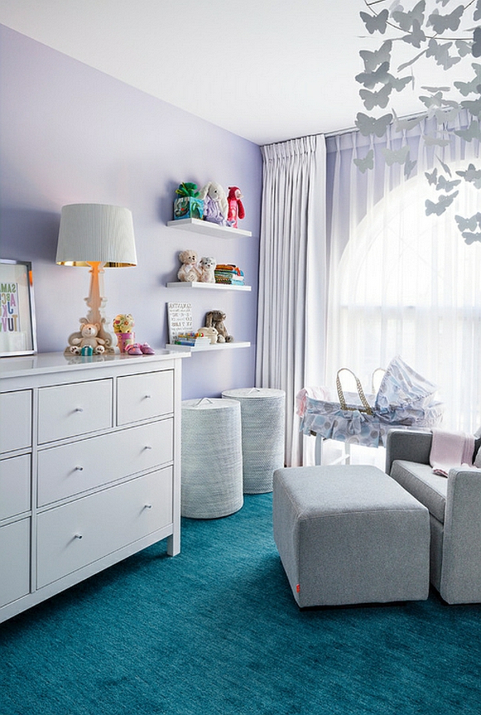 un-luminaire-enfant-decoration-chambre-mignon-idée-chambre-bébé