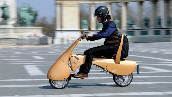 vespa-px-125-scooter-stylé-pour-la-cité-transport-nouveau