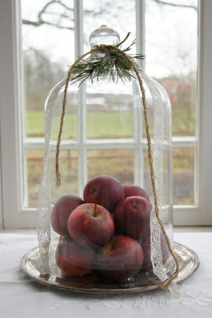 1-jolie-decoration-avec-globe-verre-cloche-à-gateau-en-verre-avec-decoration-de-pommes-de-terre