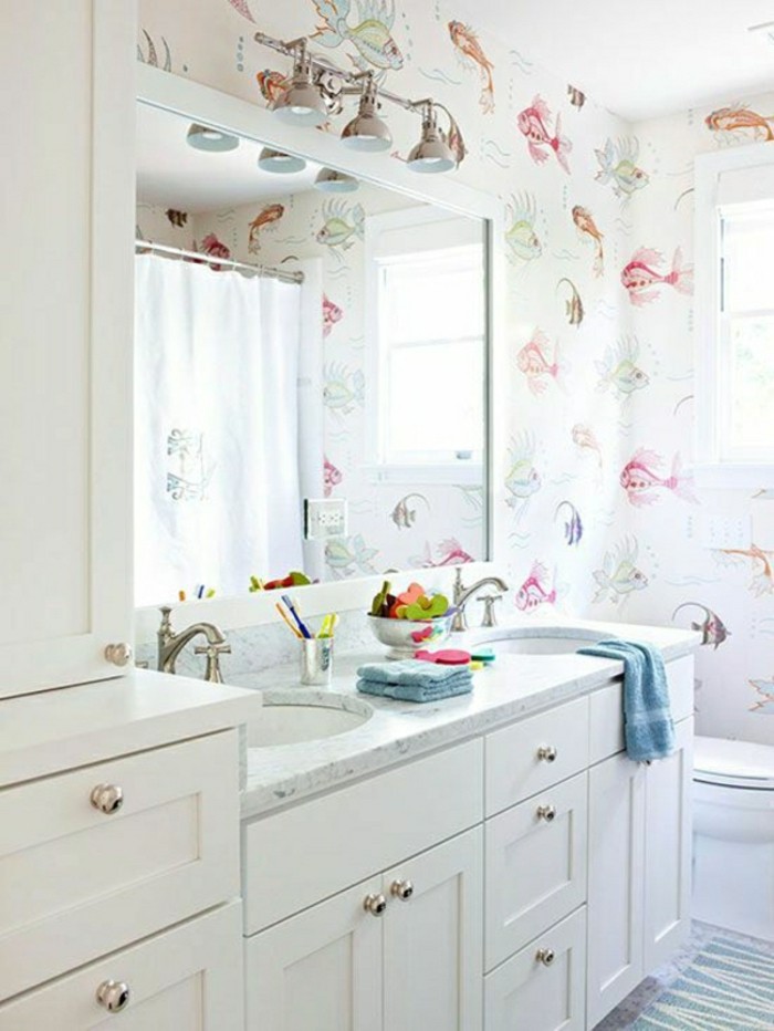 Design-papier-peint-pour-salle-de-bains-cool-idée-poissons