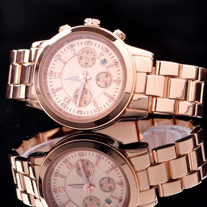 Idée-tenue-montre-fossil-rose-doré-montre-quantieme-rose-doré