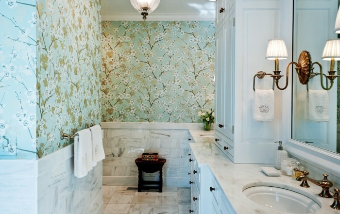 Le-papier-peint-salle-de-bain-design-intérieur-vert-claire