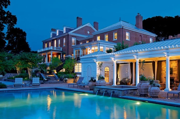 agréable-maison-beauté-architecturale-les-plus-belles-villas-du-monde-à-la-classe-piscine-maison-classique