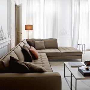 Le canapé beige - meuble classique pour le salon