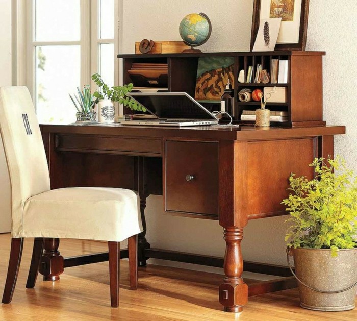 chambre-office-étagères-bureau-meuble-en-bois
