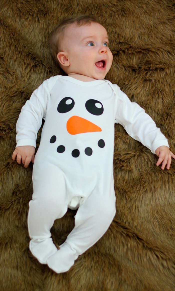 Pyjama Bébé EOZY Forme Stitch Bleu - Velours Doux - Capuche - Fermeture Boutons - 0-24 Mois