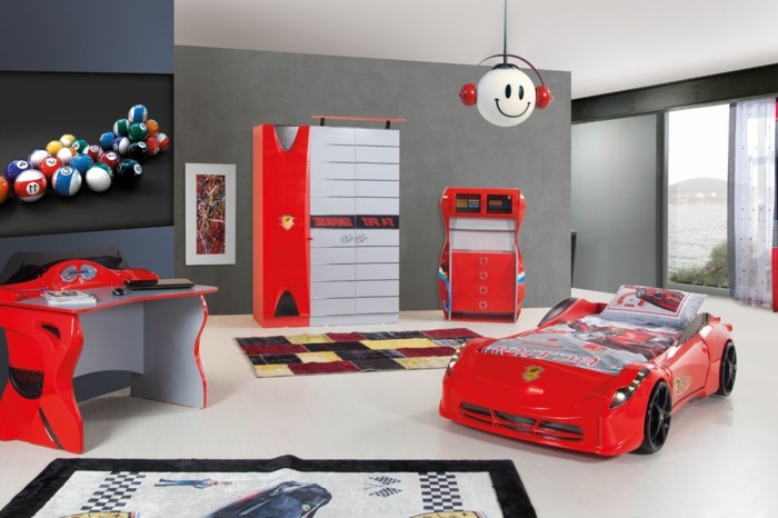 cool-idée-pour-le-lit-voiture-formule-1-lit-chambre-enfant-ferrari-rouge
