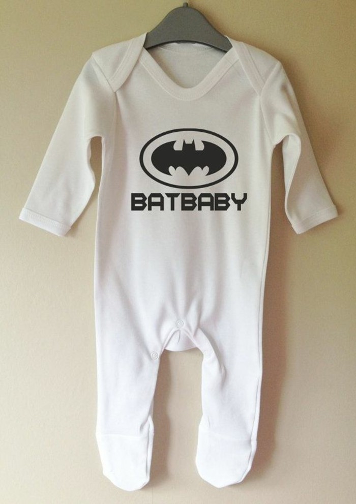 cosy-pyjama-naissance-pyjama-bébé-garçon-batman-batbaby