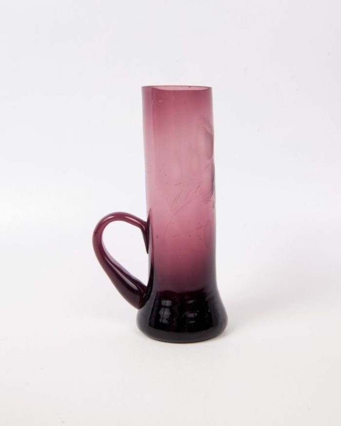 deco-vase-transparent-rose-foncé-comment-decorer-avec-un-vase-en-verre-rose