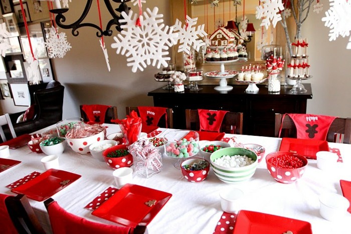 décoration-table-de-noel-table-de-noel-deco-rouge-et-blanc-noel-idée