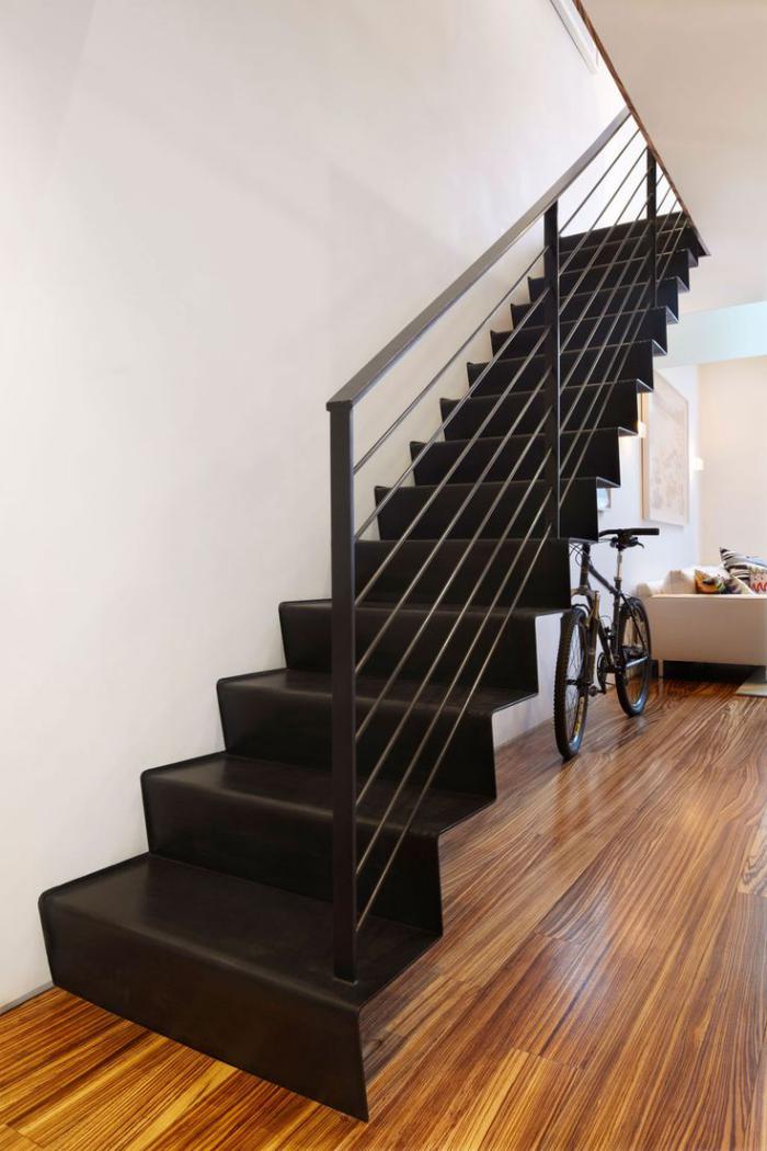 escalier-métallique-escalier-droit-industriel