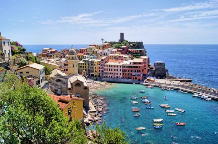 genoa-cinque-terre-in-genoa-les-plus-belles-villes-en-italie-resized