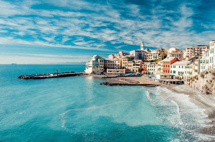genoa-les-plus-belles-villes-d-italie-à-visiter-au-bord-de-la-mer-resized