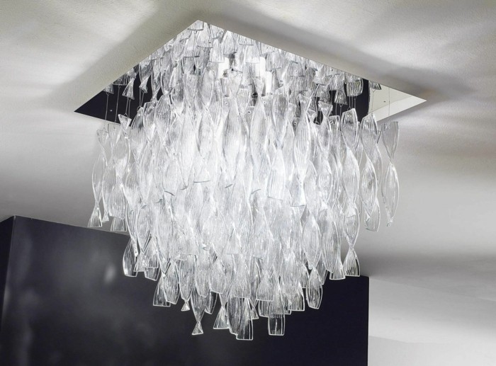 joli-lustre-en-crystal-plafonnier-design-faux-plafond-tendu-encristal-pour-le-salon