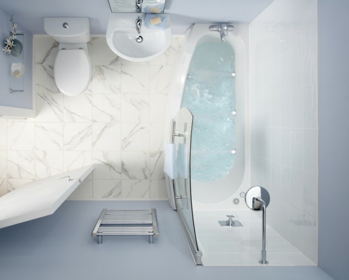 modele-salle-de-bain-baignoire-d-angle-design-magnifique-blanc-marbre