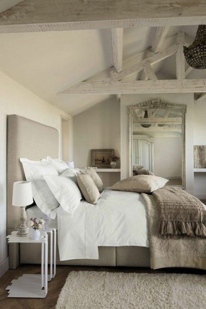 tête-de-lit-originale-en--cuir-gris-pour-le-lit-dans-la-chambre-a-coucher
