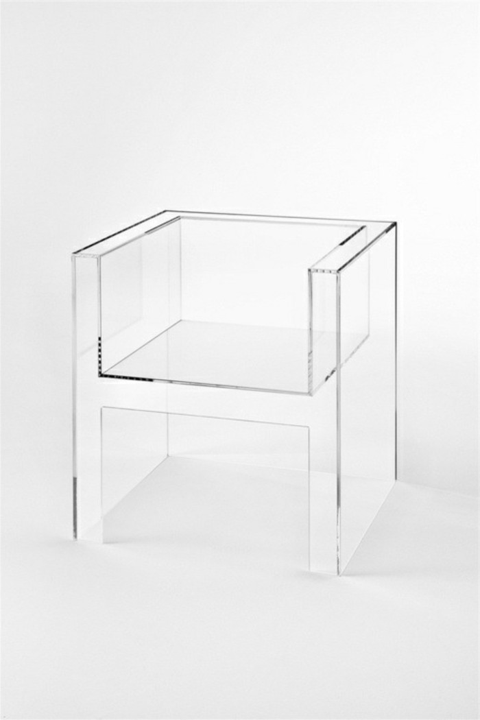 0-jolie-chaise-transparente-ikea-chaise-design-transparente-les-derneres-tendances-chez-les-chaises