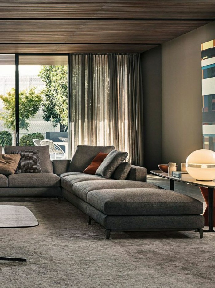0-tapis-moquette-gris-pour-le-salon-chic-murs-gris-interieur-moderne