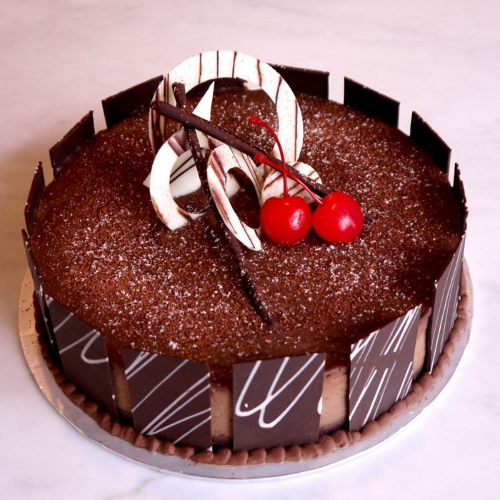Beau-dessert-image-recette-de-gâteau-au-chocolat-fondant-cerieses