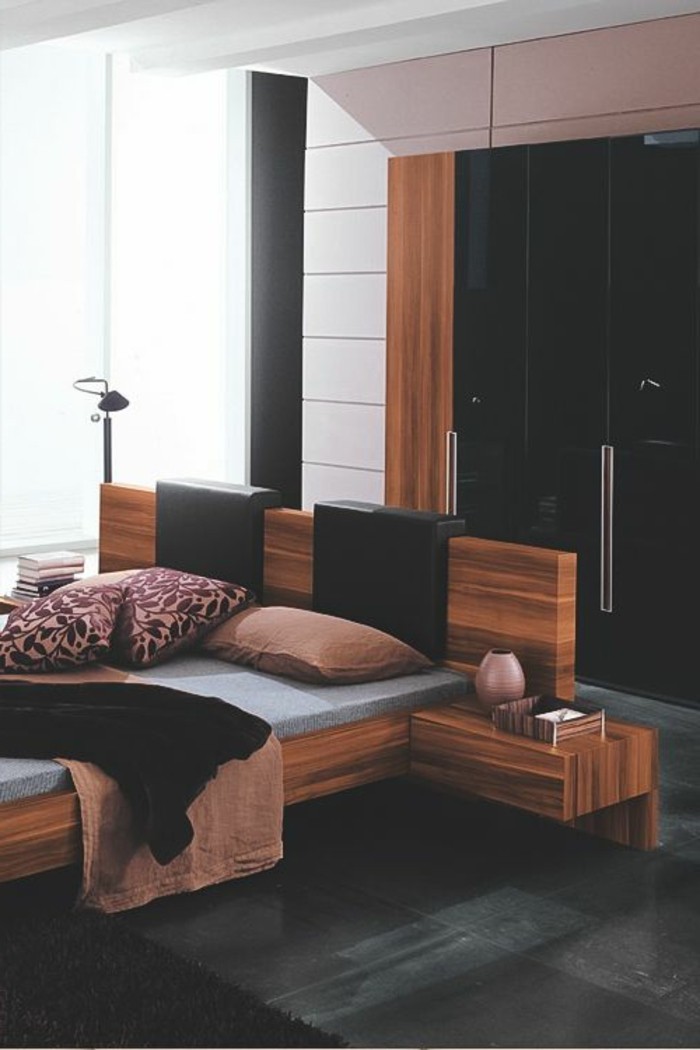 chambre-a-coucher-de-luxe-gris-anthracite-couleur-grège-tapisserie-taupe-linge-de-lit=noir