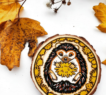 diy sous verre rondelle bois peinture acrylique motifs animal feuilles automne