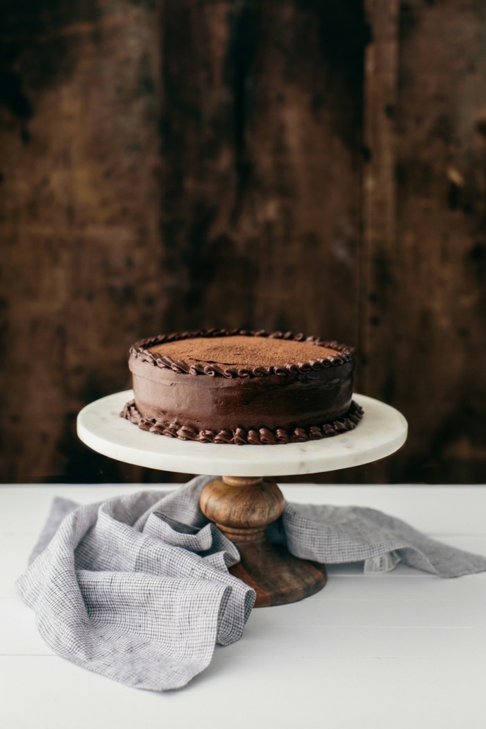 entremet-chocolat-gâteau-chocolat-genoise-chocolat-dessert-parfait-table